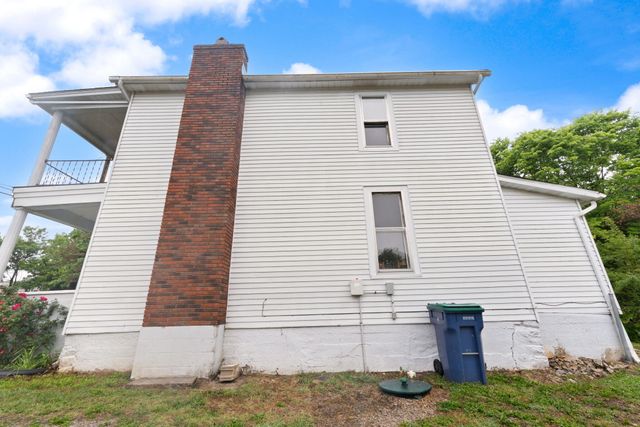 83 W French Avenue, Burnside, KY 42519