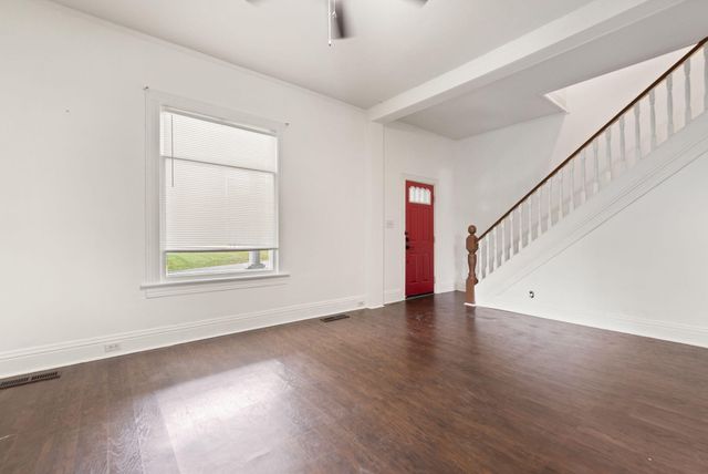 83 W French Avenue, Burnside, KY 42519