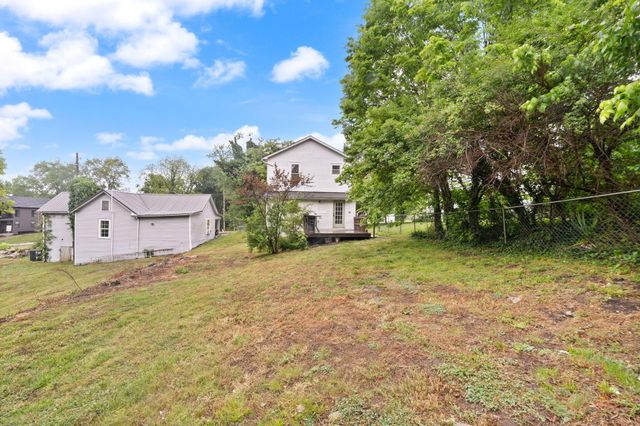 83 W French Avenue, Burnside, KY 42519