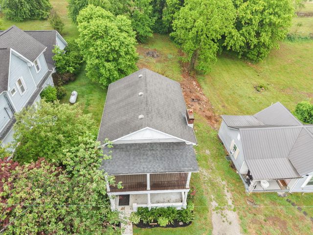 83 W French Avenue, Burnside, KY 42519