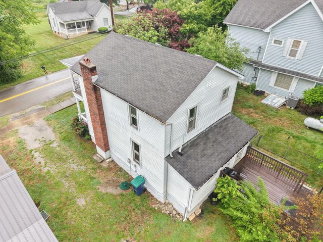 83 W French Avenue, Burnside, KY 42519