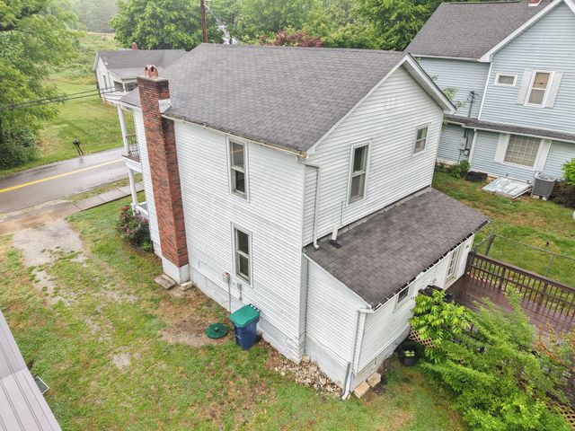 83 W French Avenue, Burnside, KY 42519