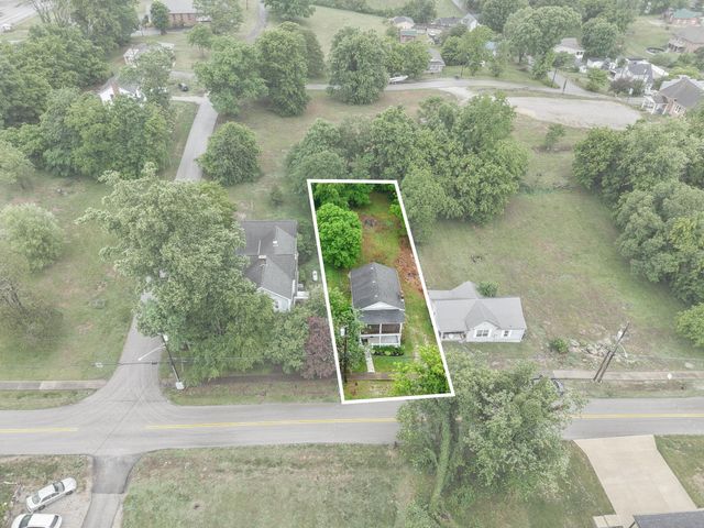 83 W French Avenue, Burnside, KY 42519