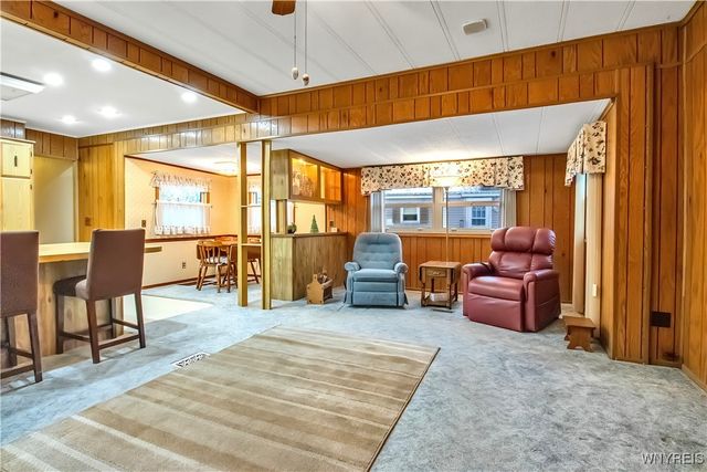 41 South Roxbury Drive, Hamburg, NY 14075