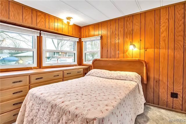 41 South Roxbury Drive, Hamburg, NY 14075