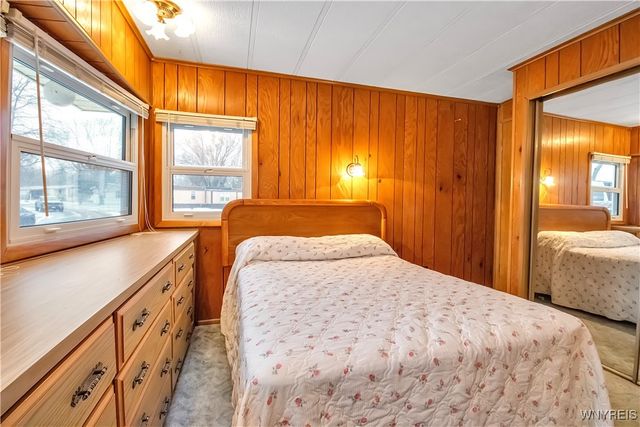 41 South Roxbury Drive, Hamburg, NY 14075