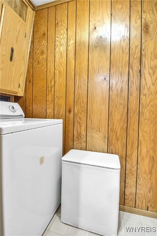 41 South Roxbury Drive, Hamburg, NY 14075