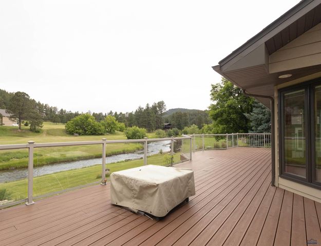 22907 FLUME LN, Rapid City, SD 57702