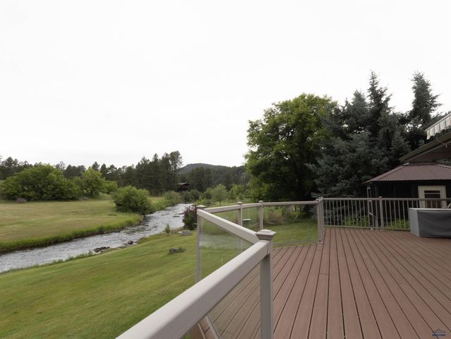 22907 FLUME LN, Rapid City, SD 57702