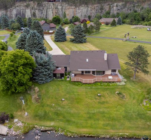 22907 FLUME LN, Rapid City, SD 57702
