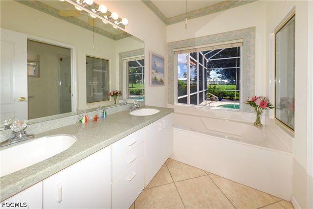 14856 Crescent Cove DR, Fort Myers, FL 33908