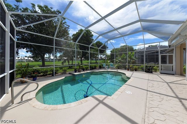 14856 Crescent Cove DR, Fort Myers, FL 33908