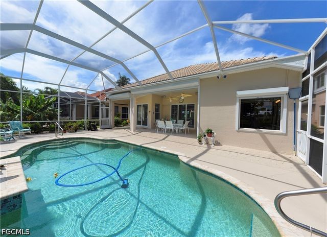 14856 Crescent Cove DR, Fort Myers, FL 33908