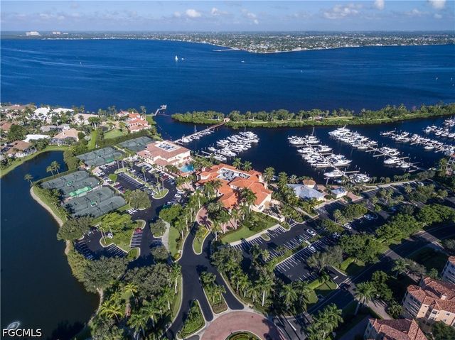 14856 Crescent Cove DR, Fort Myers, FL 33908