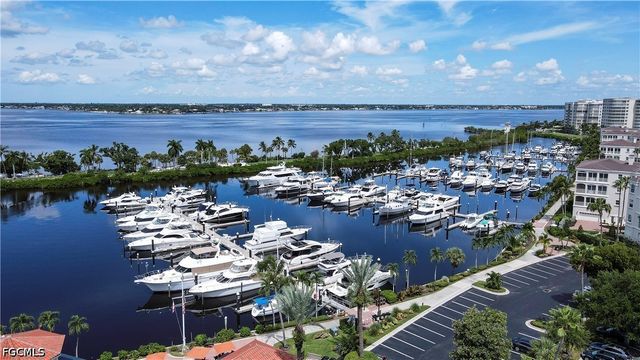 14856 Crescent Cove DR, Fort Myers, FL 33908