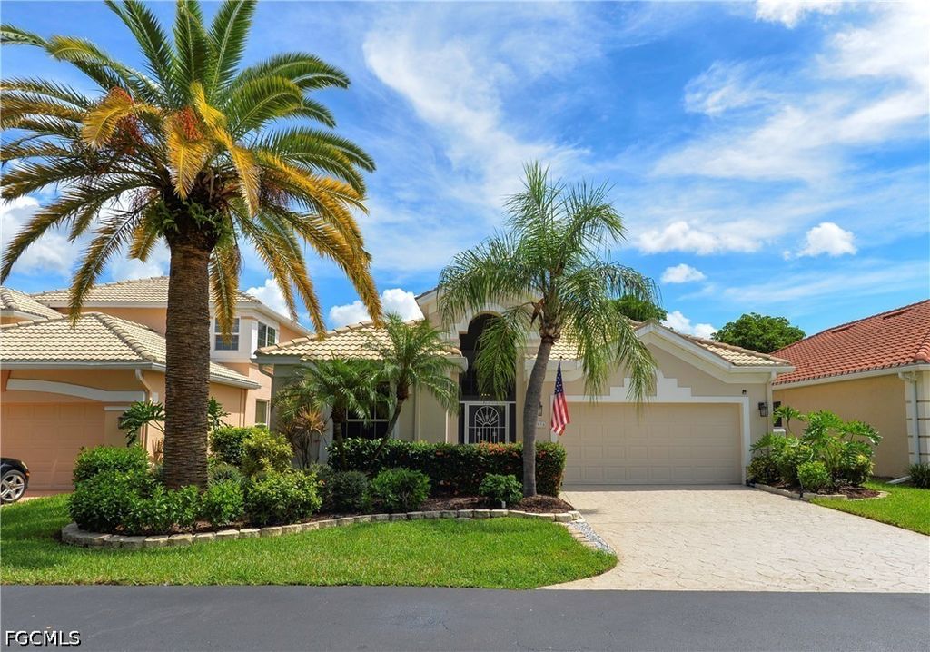 14856 Crescent Cove DR, Fort Myers, FL 33908