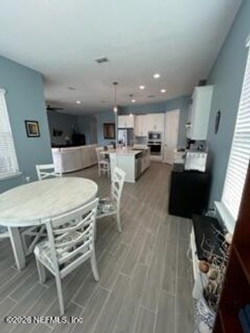 405 RUM RUNNER Way, St. Johns, FL 32259