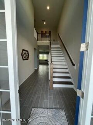 405 RUM RUNNER Way, St. Johns, FL 32259