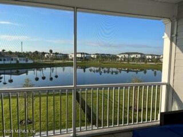 405 RUM RUNNER Way, St. Johns, FL 32259