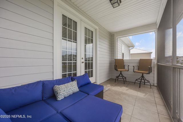 405 RUM RUNNER Way, St. Johns, FL 32259