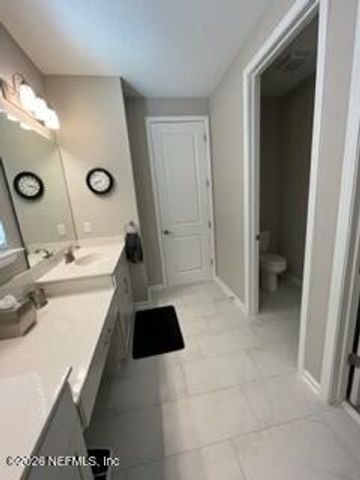 405 RUM RUNNER Way, St. Johns, FL 32259