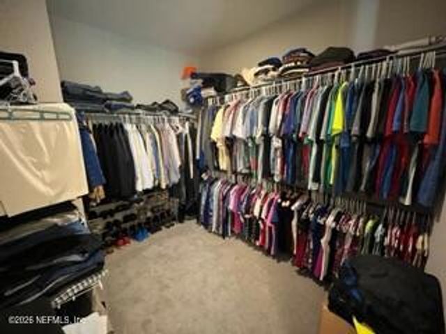 405 RUM RUNNER Way, St. Johns, FL 32259