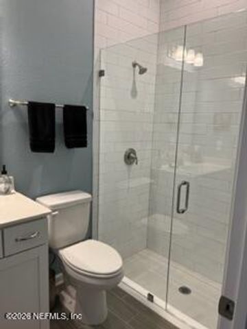 405 RUM RUNNER Way, St. Johns, FL 32259