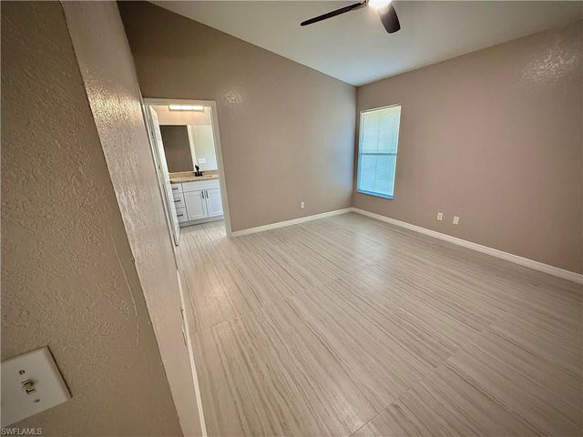 241 8th ST SE, Naples, FL 34117