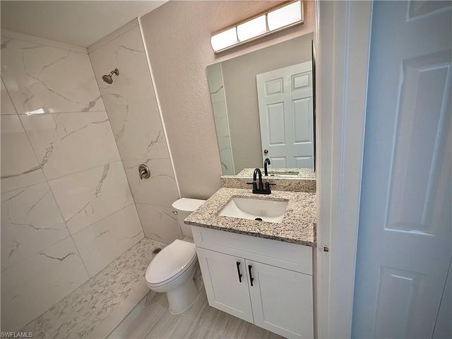 241 8th ST SE, Naples, FL 34117