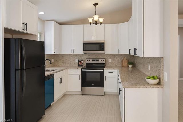 241 8th ST SE, Naples, FL 34117
