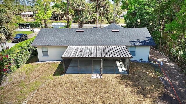 241 8th ST SE, Naples, FL 34117