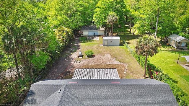 241 8th ST SE, Naples, FL 34117