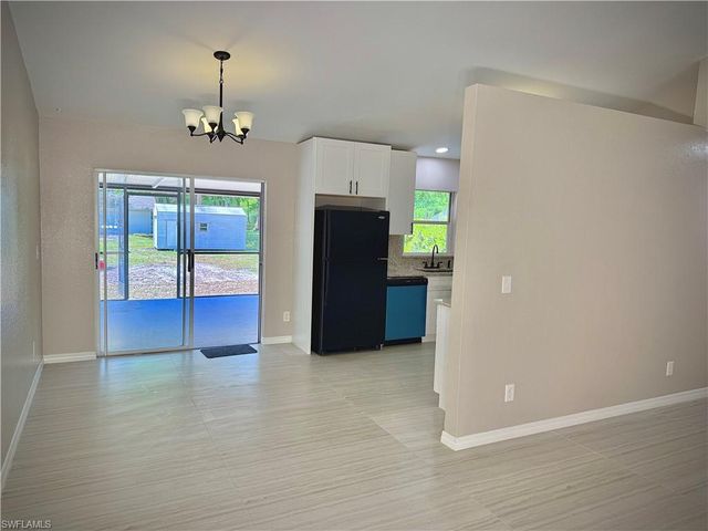 241 8th ST SE, Naples, FL 34117