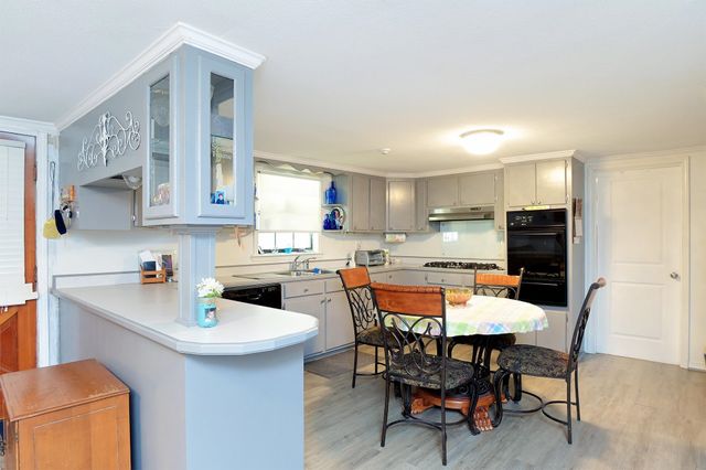 222 Sterling Dr, Houma, LA 70363