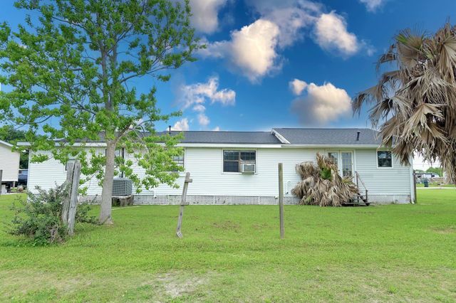 222 Sterling Dr, Houma, LA 70363