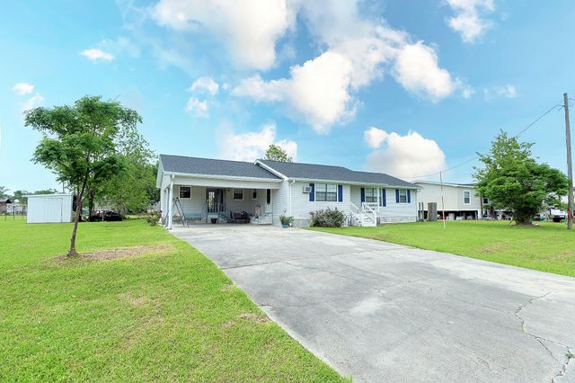 222 Sterling Dr, Houma, LA 70363