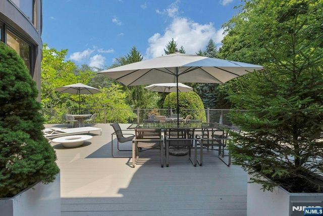 59 Jackson Drive, Alpine, NJ 07620