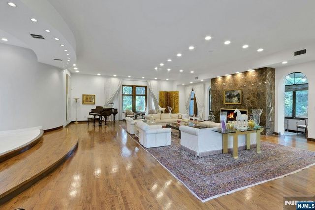 59 Jackson Drive, Alpine, NJ 07620