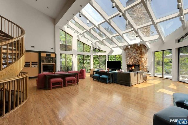 59 Jackson Drive, Alpine, NJ 07620