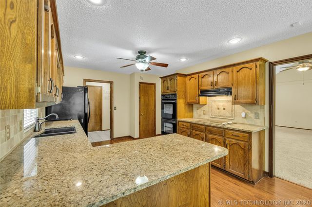 7729 S 69th East Avenue, Tulsa, OK 74133