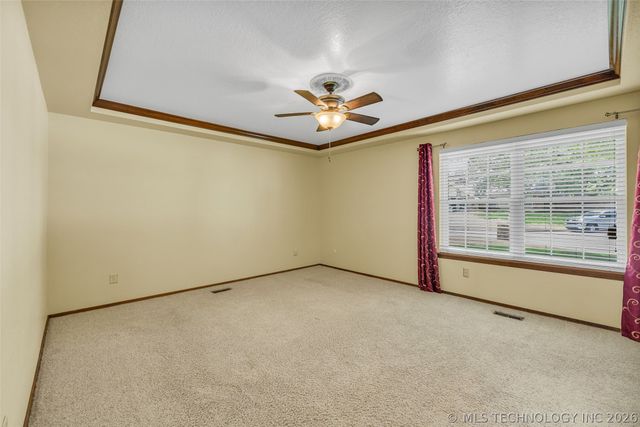 7729 S 69th East Avenue, Tulsa, OK 74133