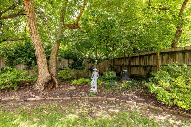 7729 S 69th East Avenue, Tulsa, OK 74133