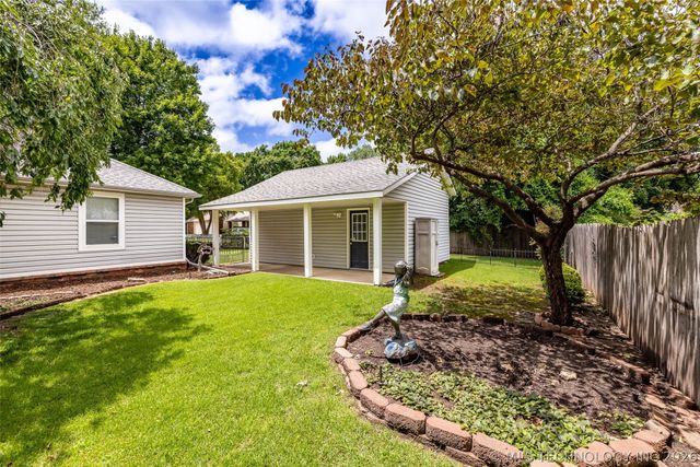 7729 S 69th East Avenue, Tulsa, OK 74133