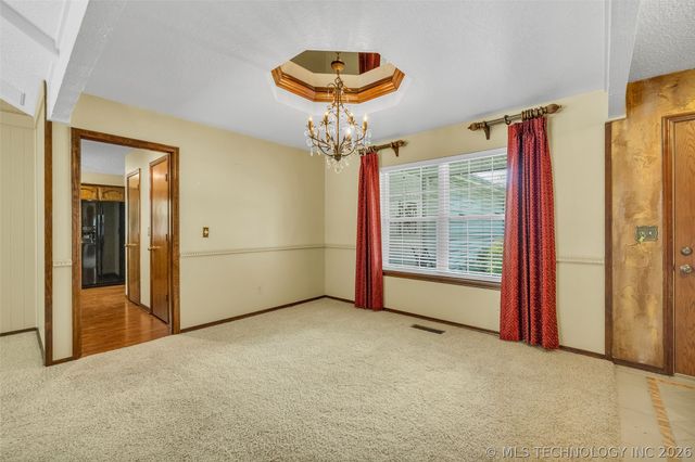 7729 S 69th East Avenue, Tulsa, OK 74133