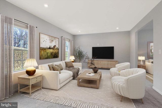 562 MONOCACY TRL, Spring Grove, PA 17362