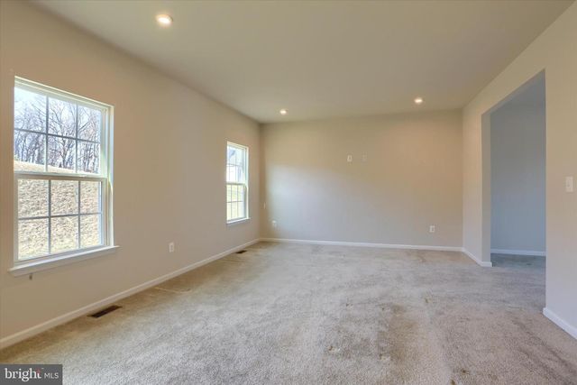 562 MONOCACY TRL, Spring Grove, PA 17362