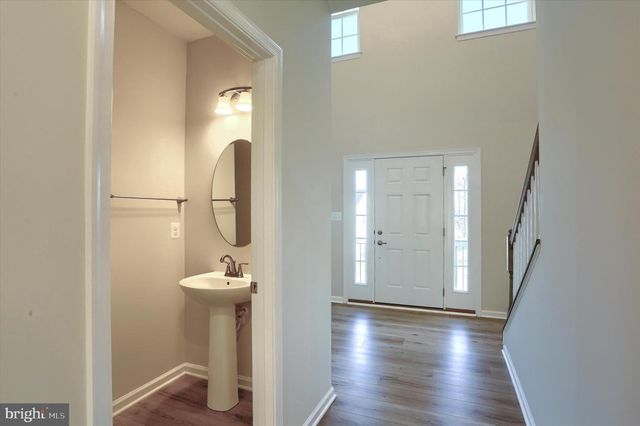 562 MONOCACY TRL, Spring Grove, PA 17362