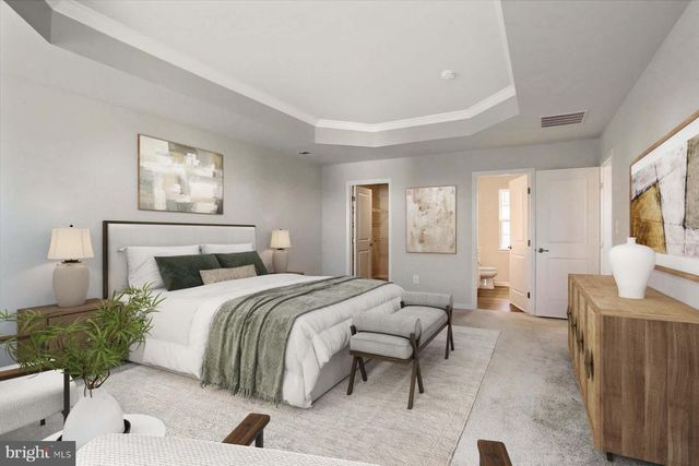 562 MONOCACY TRL, Spring Grove, PA 17362