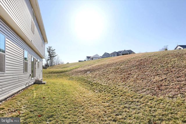 562 MONOCACY TRL, Spring Grove, PA 17362