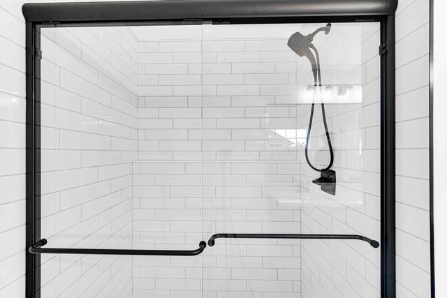 2316 Redwood Lane, Chesterton, IN 46304